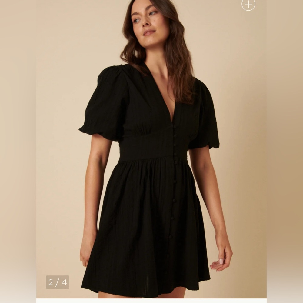 Nobody’s child Black Short Sleeve Dress